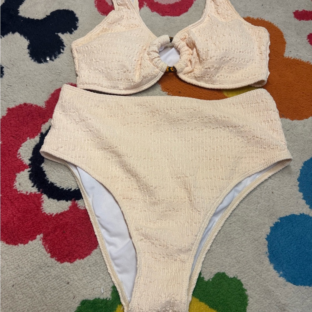 SHEIN Cream Textured Two-Piece Swim Set size Large New Without Tags
